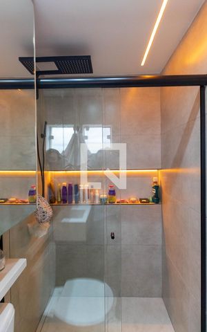 Apartamento à venda com 87m², 2 quartos e 1 vaga Apartamento à venda com 87m², 2 quartos e 1 vagaBanheiro