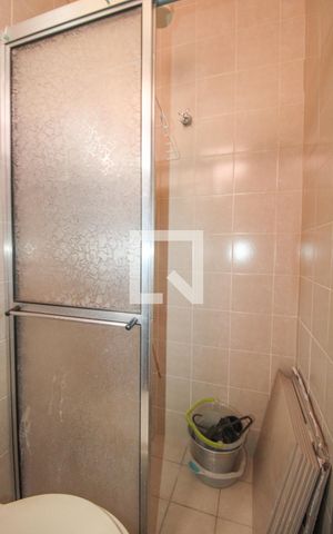Apartamento à venda com 280m², 4 quartos e 3 vagas Apartamento à venda com 280m², 4 quartos e 3 vagasBanheiro de serviço