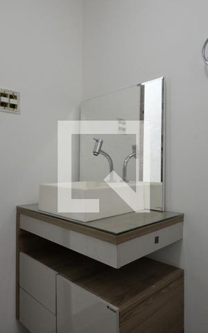 Casa à venda com 612m², 3 quartos e 3 vagasLavabo