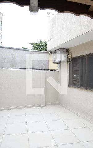 Casa à venda com 612m², 3 quartos e 3 vagasQuintal