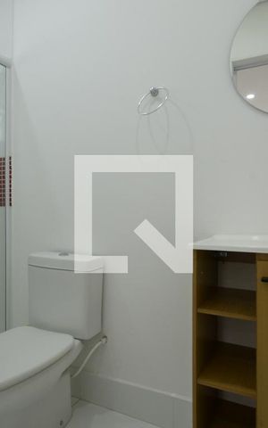 Casa à venda com 612m², 3 quartos e 3 vagasBanheiro da Suíte 2