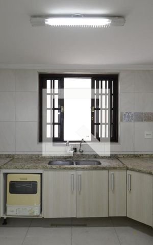 Casa à venda com 612m², 3 quartos e 3 vagasCozinha