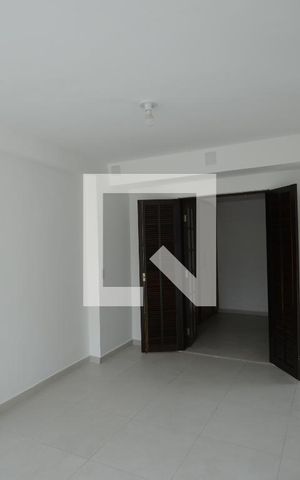 Casa à venda com 612m², 3 quartos e 3 vagasSala de TV