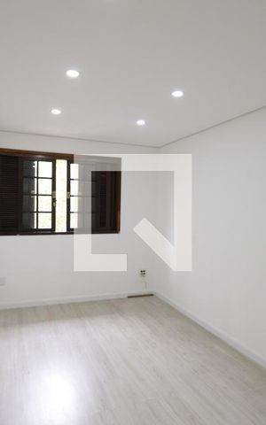 Casa à venda com 612m², 3 quartos e 3 vagasSuíte 2