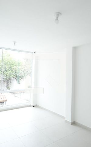 Casa à venda com 612m², 3 quartos e 3 vagasSala de TV