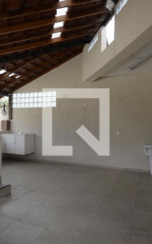 Casa à venda com 612m², 3 quartos e 3 vagasTerraço