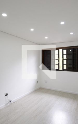 Casa à venda com 612m², 3 quartos e 3 vagasSuíte 2