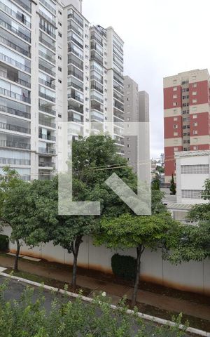 Casa à venda com 612m², 3 quartos e 3 vagasVista