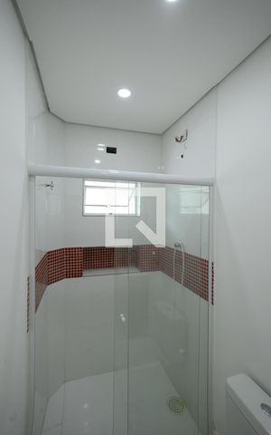 Casa à venda com 612m², 3 quartos e 3 vagasBanheiro da Suíte 2