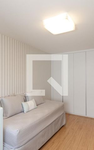 Apartamento à venda com 379m², 4 quartos e 4 vagas Apartamento à venda com 379m², 4 quartos e 4 vagasSuíte 2