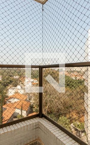 Apartamento à venda com 379m², 4 quartos e 4 vagas Apartamento à venda com 379m², 4 quartos e 4 vagasVaranda da Suíte 1