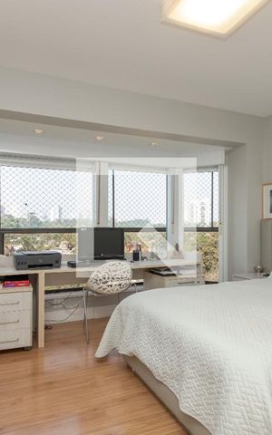 Apartamento à venda com 379m², 4 quartos e 4 vagas Apartamento à venda com 379m², 4 quartos e 4 vagasSuíte 3