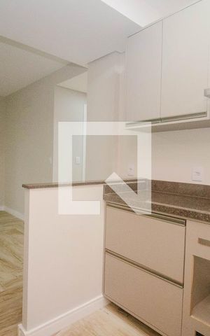 Apartamento para alugar com 64m², 2 quartos e 1 vaga Apartamento para alugar com 64m², 2 quartos e 1 vagaCozinha e Área de Serviço