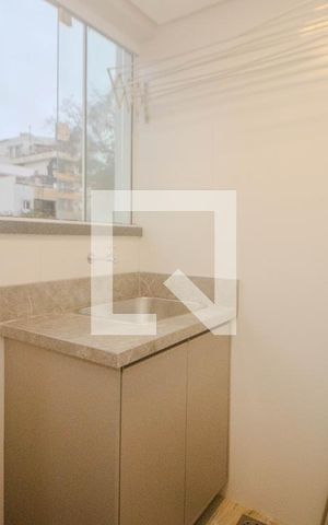 Apartamento para alugar com 64m², 2 quartos e 1 vaga Apartamento para alugar com 64m², 2 quartos e 1 vagaCozinha e Área de Serviço