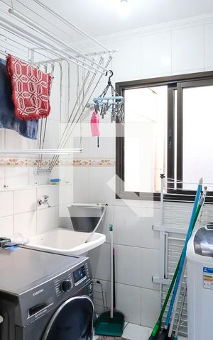 Apartamento à venda com 71m², 2 quartos e 2 vagasÁrea de serviço