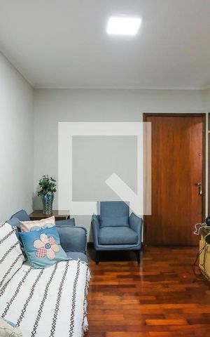 Apartamento à venda com 71m², 2 quartos e 2 vagasSala