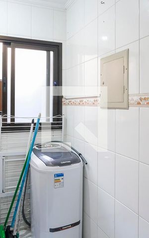 Apartamento à venda com 71m², 2 quartos e 2 vagasÁrea de serviço