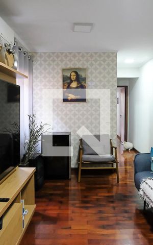 Apartamento à venda com 71m², 2 quartos e 2 vagasSala