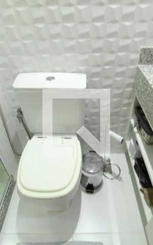 Apartamento à venda com 72m², 2 quartos e 1 vagaBanheiro social