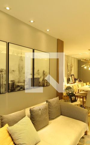 Apartamento à venda com 72m², 2 quartos e 1 vagaSala