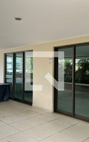 Apartamento à venda com 72m², 2 quartos e 1 vaga Apartamento à venda com 72m², 2 quartos e 1 vagaÁrea comum - Salão de festas