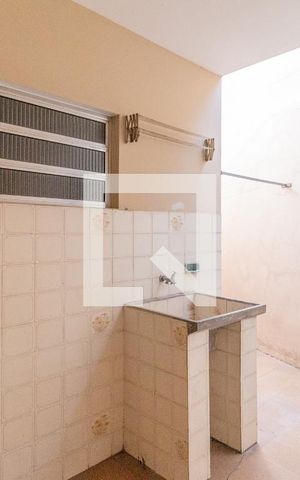 Casa à venda com 340m², 6 quartos e 2 vagasCasa 2Área de serviço