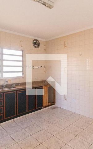 Casa à venda com 340m², 6 quartos e 2 vagasCasa 3 Cozinha