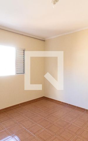 Casa à venda com 340m², 6 quartos e 2 vagasCasa 2Quarto 2