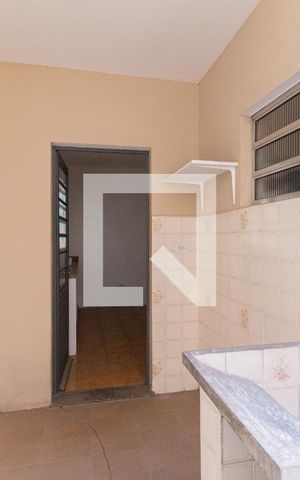 Casa à venda com 340m², 6 quartos e 2 vagasCasa 2Área de serviço