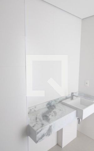 Apartamento à venda com 123m², 3 quartos e 2 vagasQuarto 2 - Banheiro
