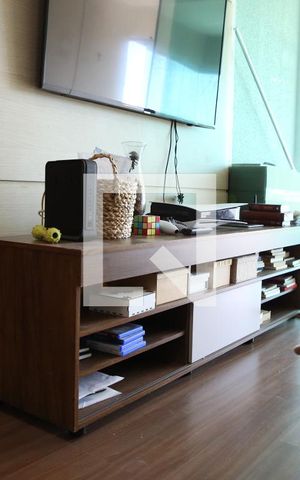 Apartamento para alugar com 96m², 3 quartos e 1 vagaSala