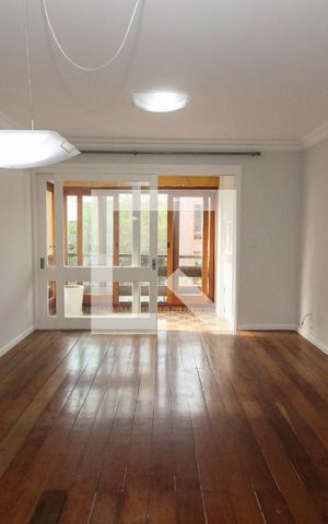 Apartamento à venda com 100m², 2 quartos e 1 vaga Apartamento à venda com 100m², 2 quartos e 1 vagaSala
