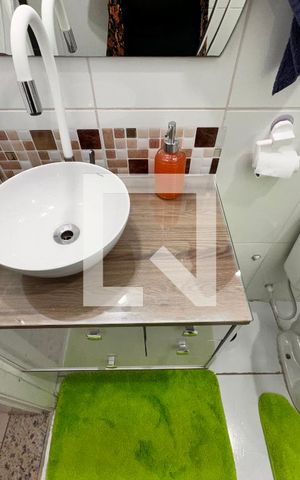 Apartamento à venda com 58m², 2 quartos e 1 vaga Apartamento à venda com 58m², 2 quartos e 1 vagaBanheiro