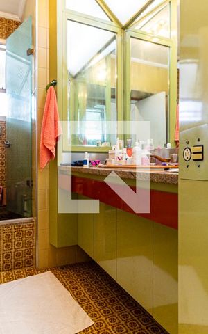 Apartamento à venda com 324m², 4 quartos e 3 vagasBanheiro Social