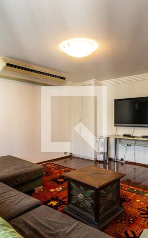 Apartamento à venda com 324m², 4 quartos e 3 vagasSala de TV