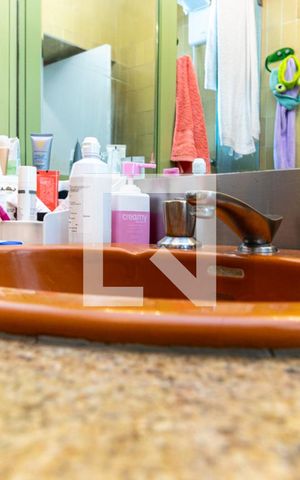 Apartamento à venda com 324m², 4 quartos e 3 vagasBanheiro Social