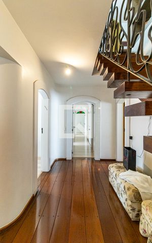 Apartamento à venda com 324m², 4 quartos e 3 vagasCorredor