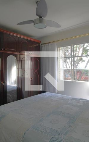Casa à venda com 250m², 3 quartos e 2 vagasSuíte