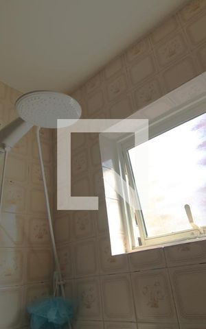 Casa à venda com 250m², 3 quartos e 2 vagasBanheiro Social