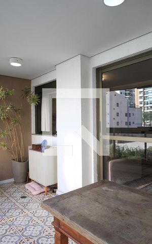 Apartamento à venda com 75m², 2 quartos e 1 vagaVaranda
