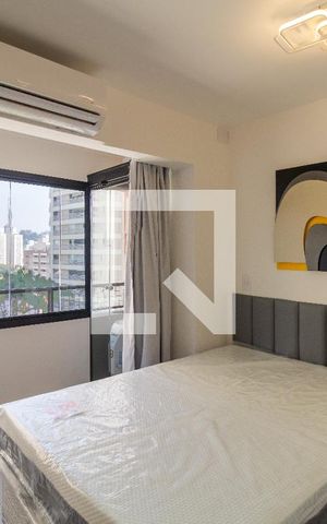 Apartamento à venda com 27m², 1 quarto e sem vagaSala / Quarto