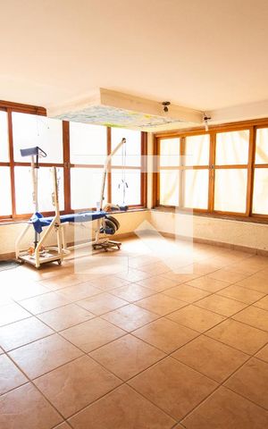 Casa para alugar com 261m², 5 quartos e 3 vagasSalão de festas
