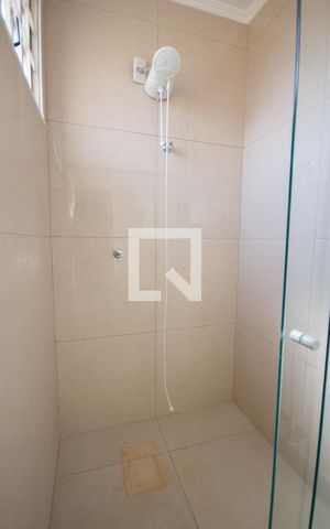 Casa para alugar com 261m², 5 quartos e 3 vagasBanheiro da Suíte 2