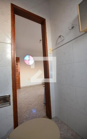 Casa à venda com 643m², 7 quartos e 3 vagasBanheiro de Serviço Casa 2