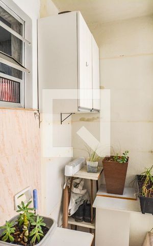 Apartamento à venda com 84m², 3 quartos e 1 vagaÁrea de Serviço