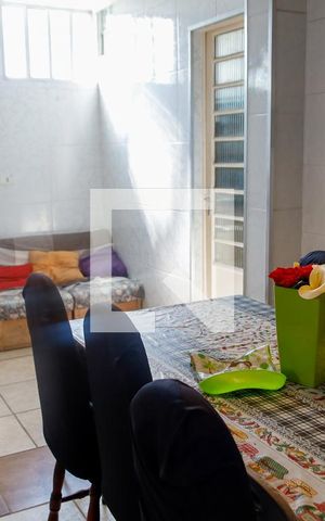 Casa à venda com 222m², 3 quartos e 2 vagas Casa à venda com 222m², 3 quartos e 2 vagasSala de Jantar