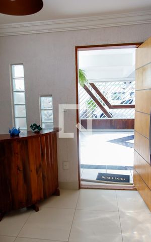Casa à venda com 222m², 3 quartos e 2 vagas Casa à venda com 222m², 3 quartos e 2 vagassala