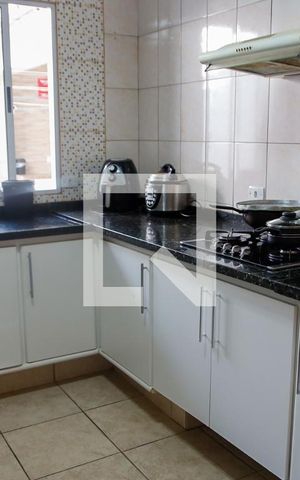 Casa à venda com 222m², 3 quartos e 2 vagas Casa à venda com 222m², 3 quartos e 2 vagasCozinha