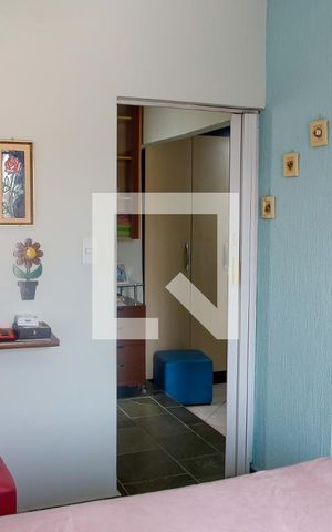 Casa à venda com 222m², 3 quartos e 2 vagas Casa à venda com 222m², 3 quartos e 2 vagasQuarto 2 - Suíte