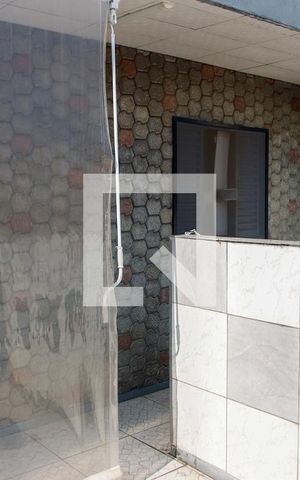 Casa à venda com 222m², 3 quartos e 2 vagas Casa à venda com 222m², 3 quartos e 2 vagasSacada